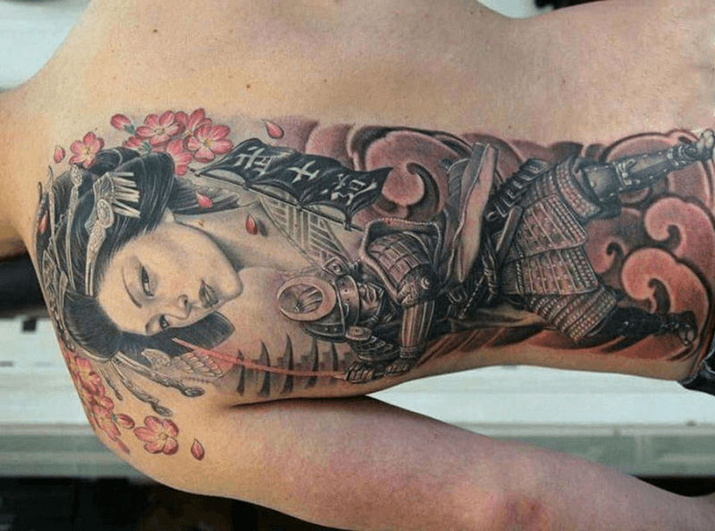 Tattoo Geisha và samurai nửa lưng